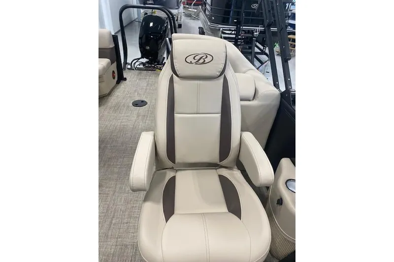 Slide: The Image of Luxurious seating on 2026 Bentley Pontoons Legacy 223 Navigator boat. - 17