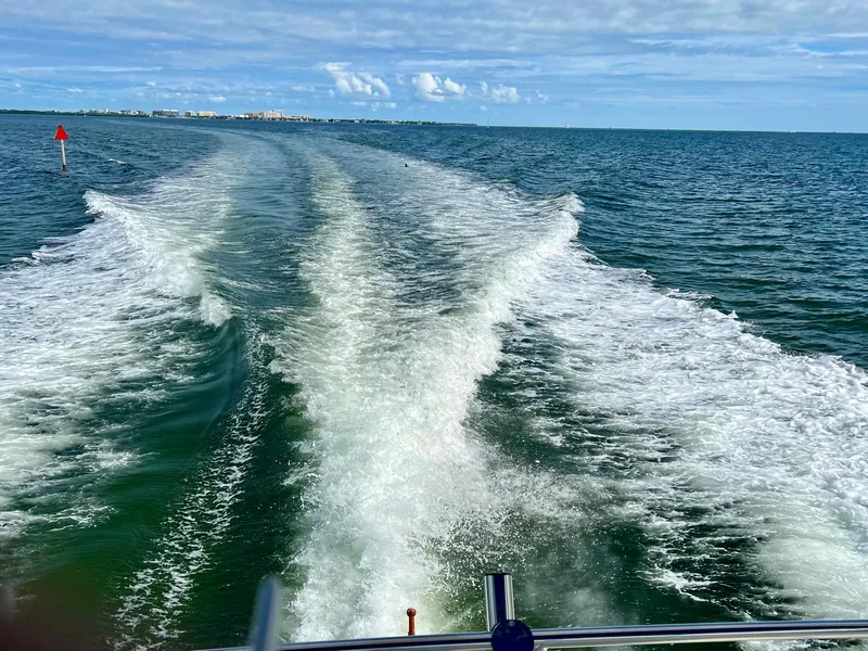 Slide: The Image of Wake of Ocean Alexander Atlus 48 yacht cruising on open sea, 2004 model. - 43