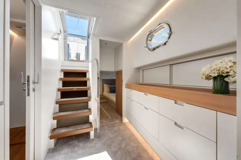 Slide: The Image of Luxurious interior of 2021 Alen 55 yacht with modern design and elegant staircase. - 32