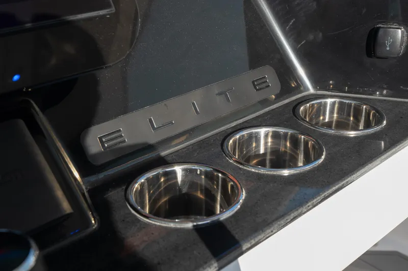 Slide: The Image of Dashboard of 2026 Monterey Elite 30 OB with cup holders and USB port. - 38