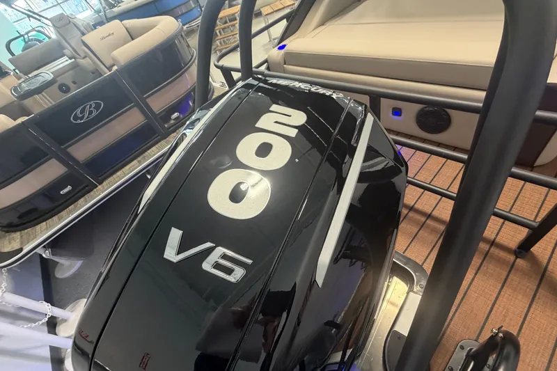 Slide: The Image of 2026 Bentley Pontoons Elite 223 Swingback with Mercury 200 V6 engine. - 8