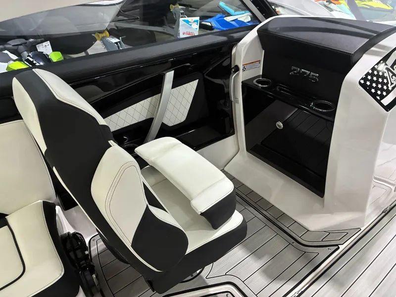 Slide: The Image of Yamaha 275SD 2024 - 11