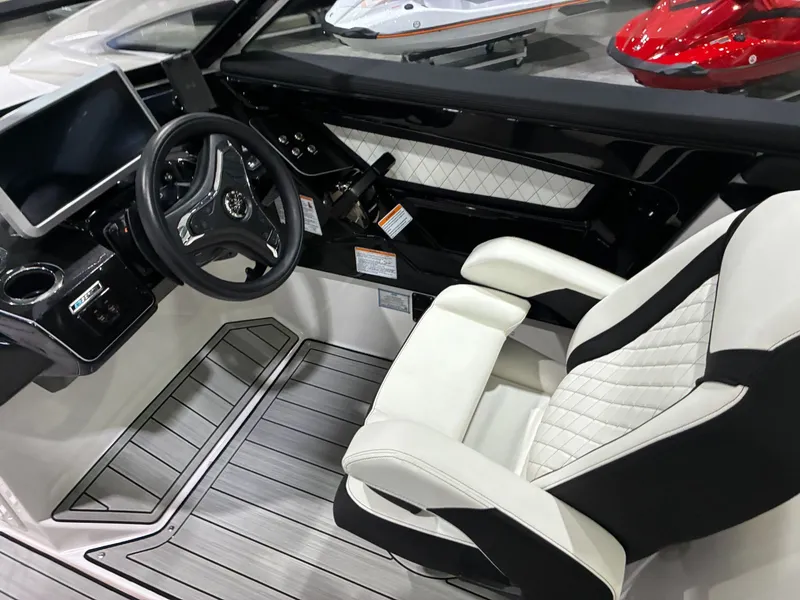 Slide: The Image of Yamaha 275SD 2024 - 12