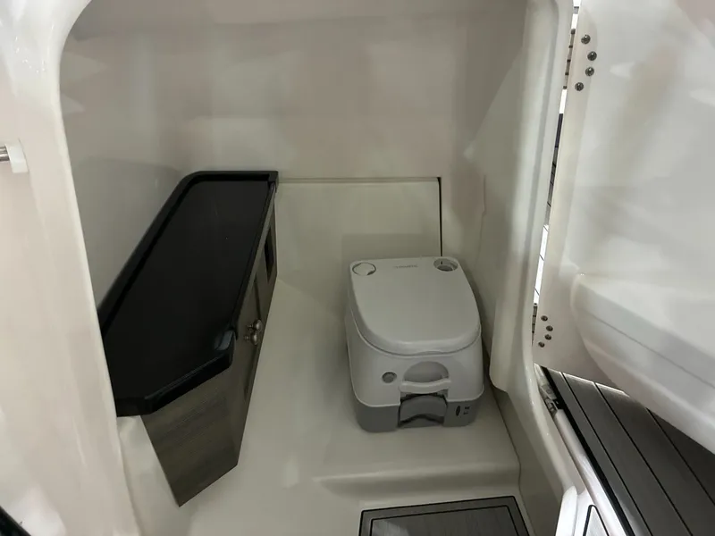 Slide: The Image of Yamaha 275SD 2024 - 17