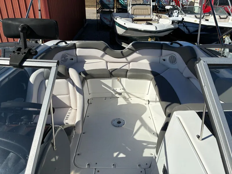 Slide: The Image of Yamaha SX210 2009 - 10