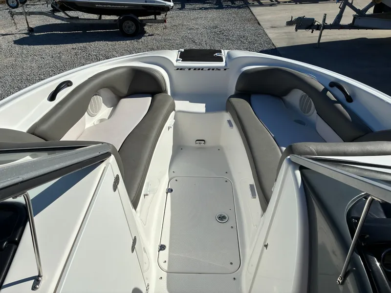 Slide: The Image of Yamaha SX210 2009 - 9