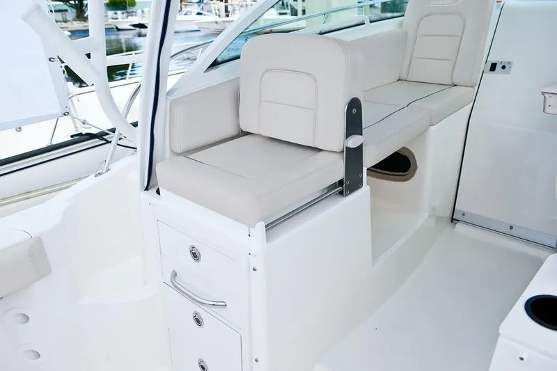 Slide: The Image of 2023-Boston-Whaler-285-Conquest-MarineMax - 12