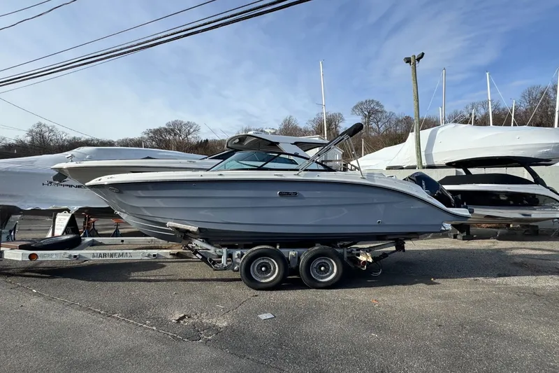 Slide: The Image of Sea Ray SDX 230 Outboard 2026 - 0