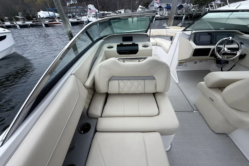Slide: The Image of Regal LX4 2020 - 10