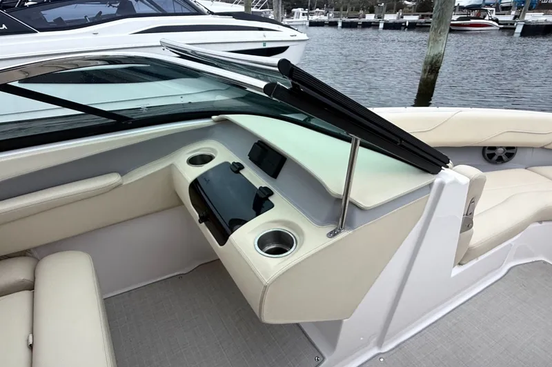 Slide: The Image of Regal LX4 2020 - 17