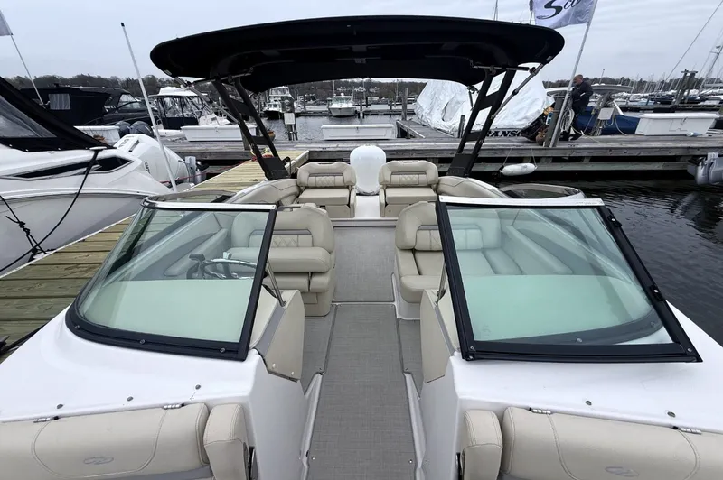 Slide: The Image of Regal LX4 2020 - 25