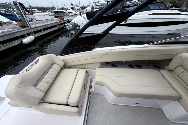 Slide: The Image of Regal LX4 2020 - 6