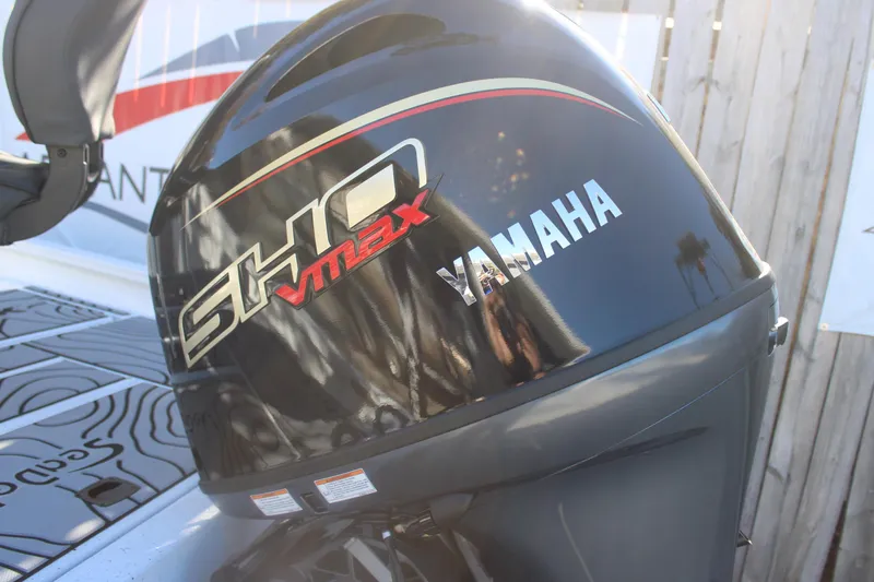 Slide: The Image of Yamaha SHO VMAX engine on 2026 Xpress H20B Bay boat, close-up view. - 4
