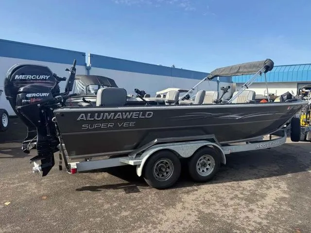 Slide: The Image of Alumaweld Super Vee Pro 21 2015 - 10