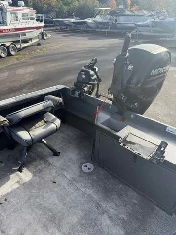 Slide: The Image of Alumaweld Super Vee Pro 21 2015 - 5