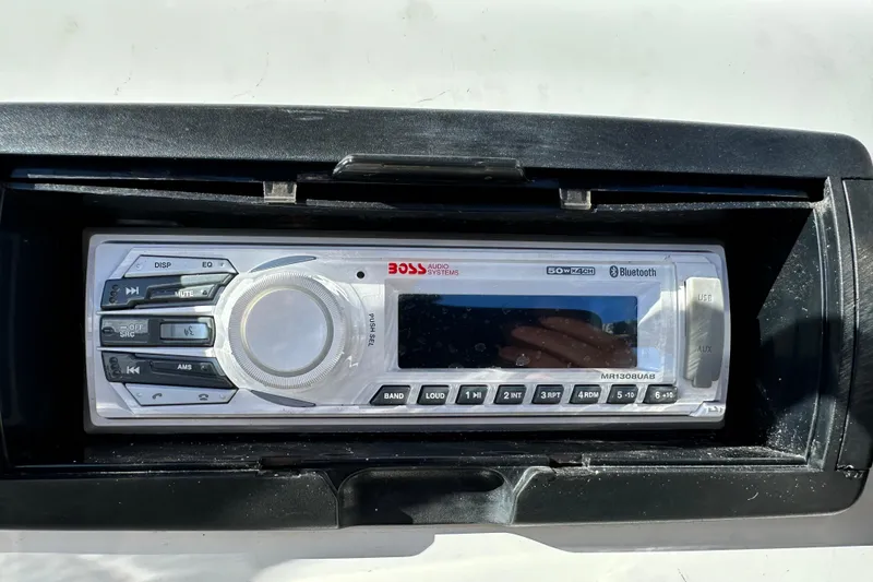 Slide: The Image of Trailer hitch mechanism on asphalt, Key Largo 1801, 2021 model. - 20