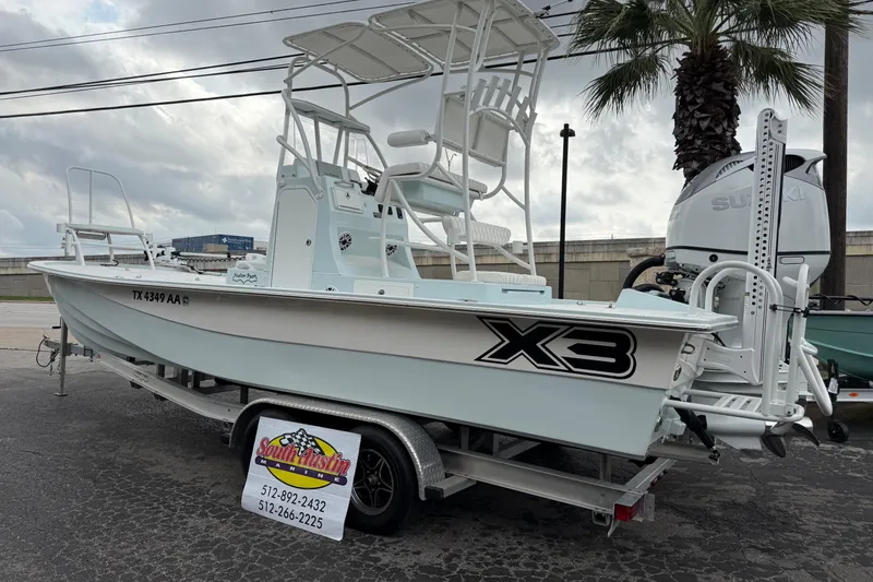 Slide: The Image of 2023 Shallow Sport 25 X3 boat on trailer, displayed at South Austin Marine. - 65