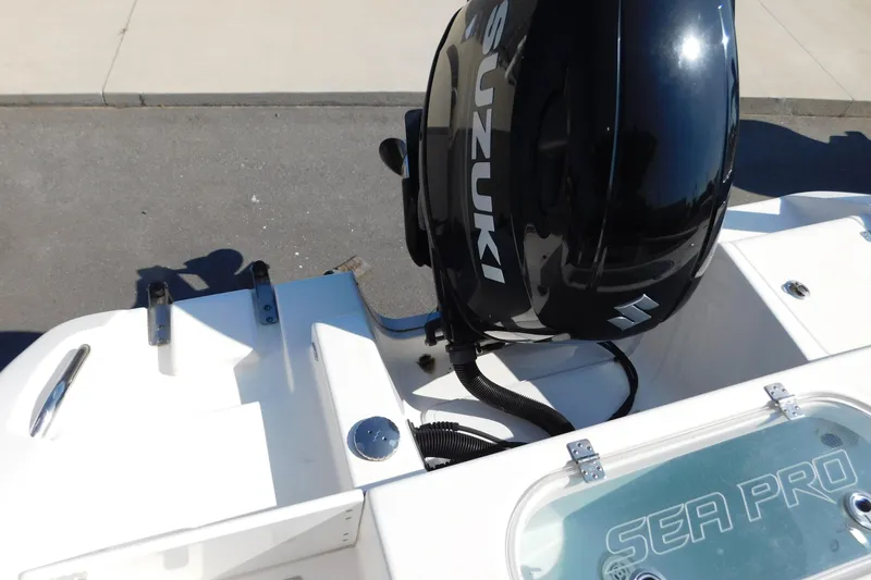 Slide: The Image of 2021 Sea Pro 219 Center Console boat with Suzuki outboard motor. - 44