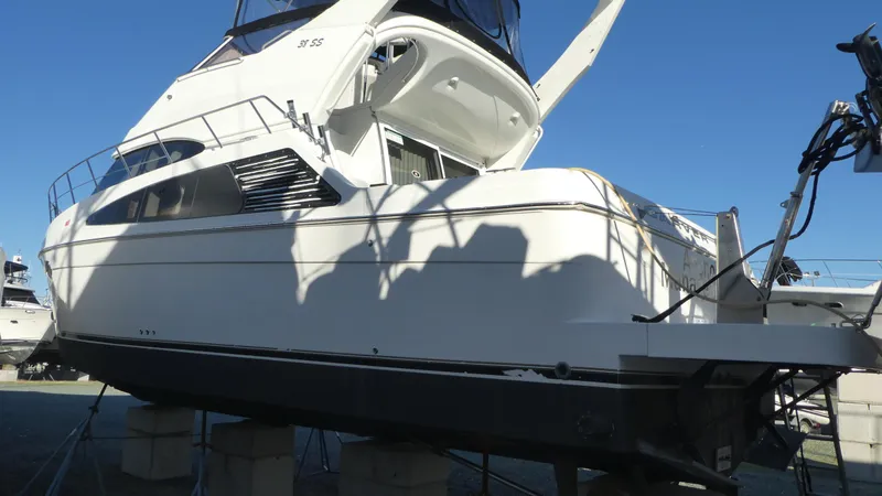 Slide: The Image of Carver 38 Super Sport 2005 - 51