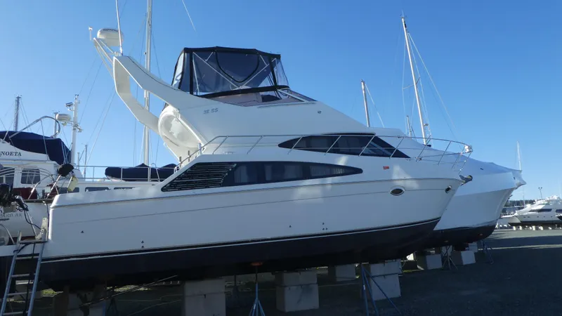 Slide: The Image of Carver Yachts 38 Super Sport 2005 - 50