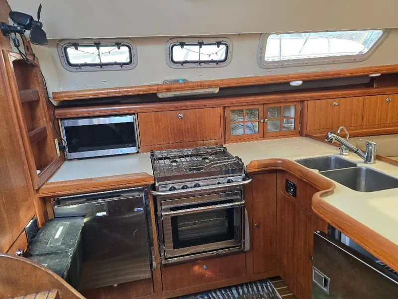 Slide: The Image of Hunter 44 2006 - 13