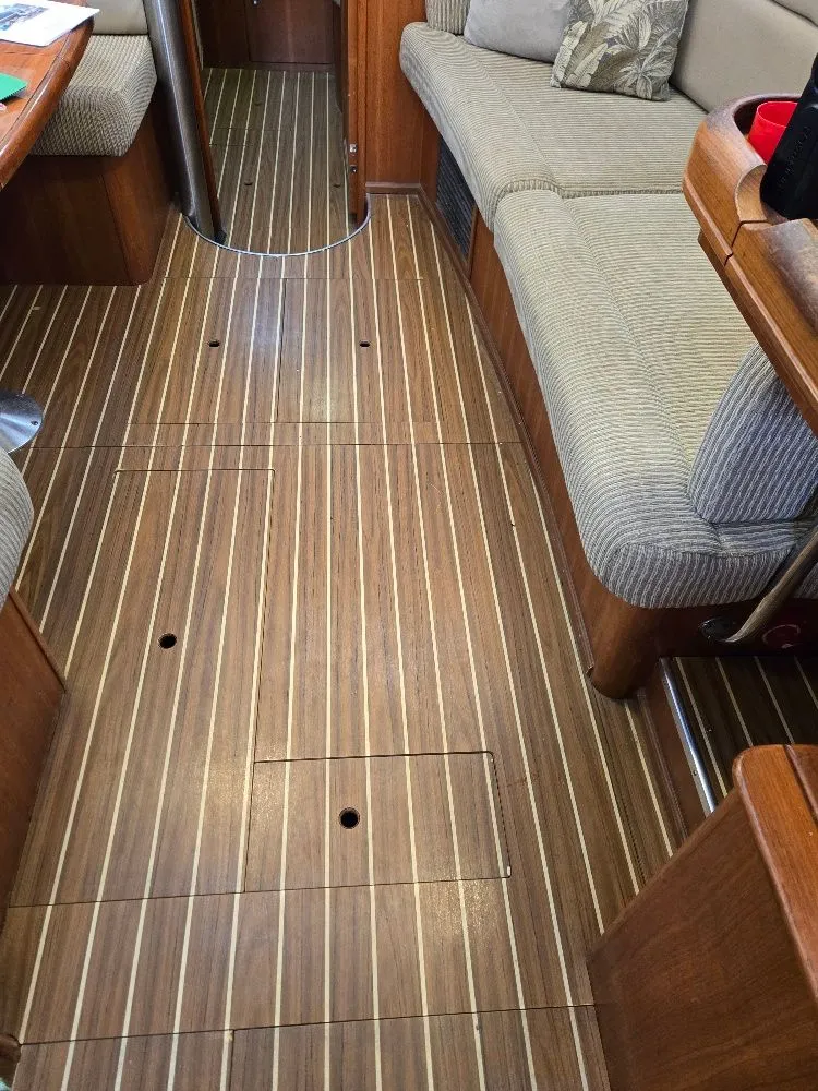 Slide: The Image of Hunter 44 2006 - 17