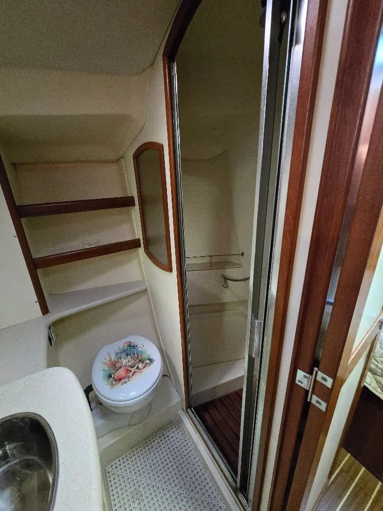 Slide: The Image of Hunter 44 2006 - 18