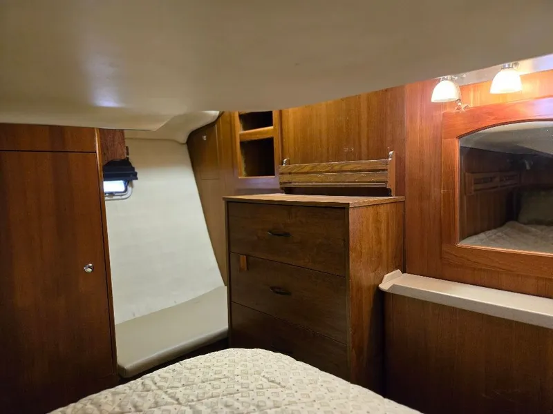 Slide: The Image of Hunter 44 2006 - 29