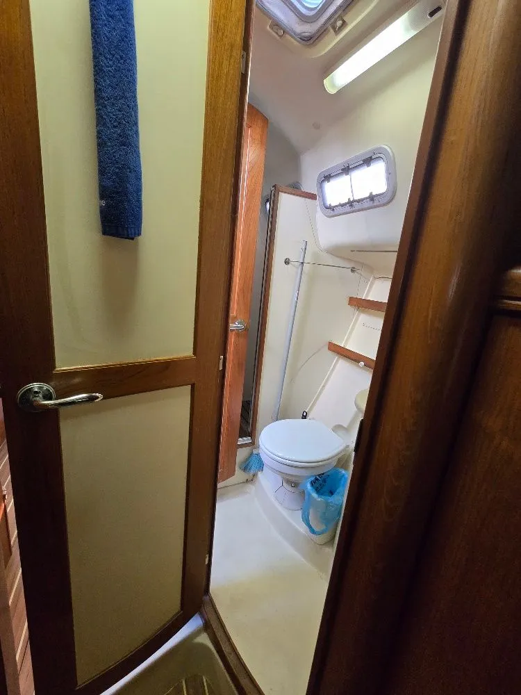 Slide: The Image of Hunter 44 2006 - 33