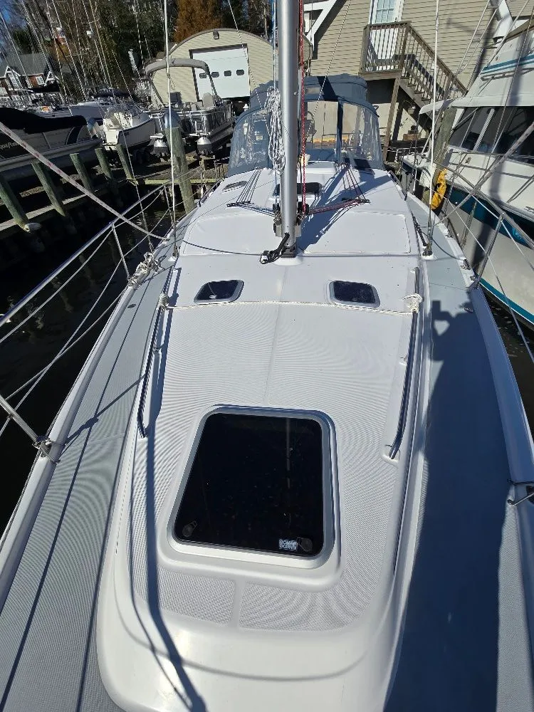 Slide: The Image of Hunter 44 2006 - 42