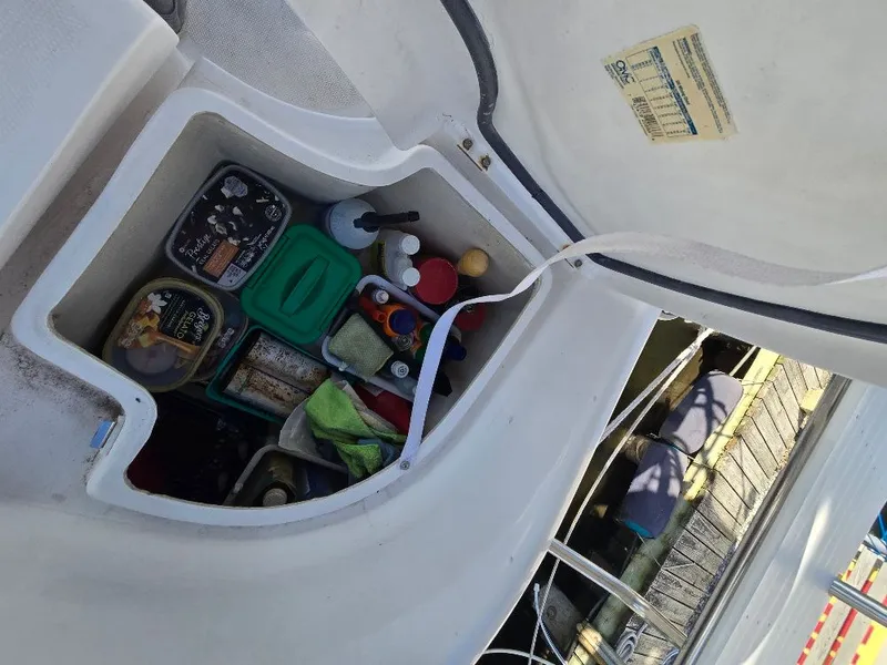 Slide: The Image of Hunter 44 2006 - 45