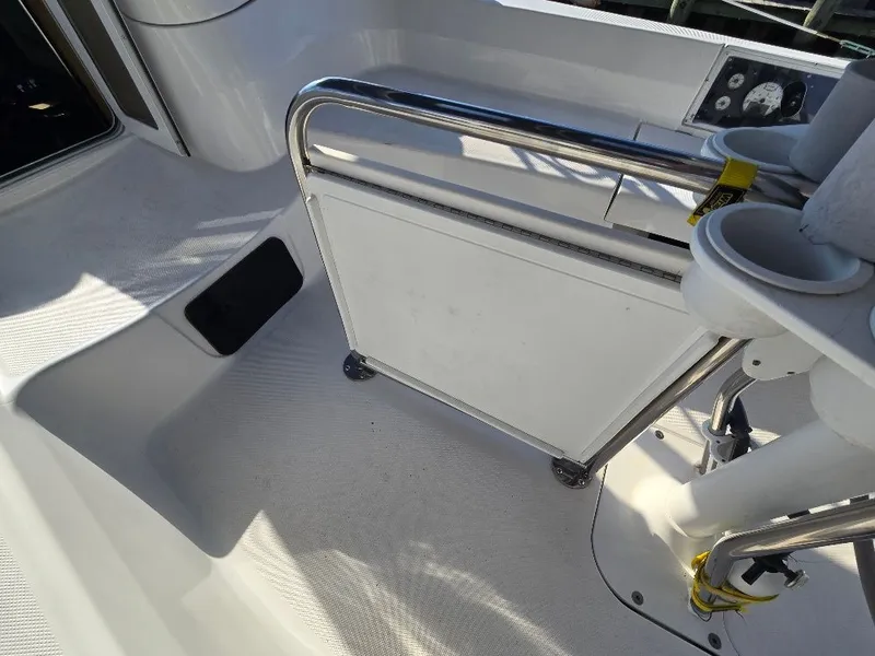 Slide: The Image of Hunter 44 2006 - 53