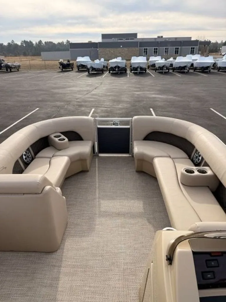 Slide: The Image of Bennington 21SLXP 2018 - 12