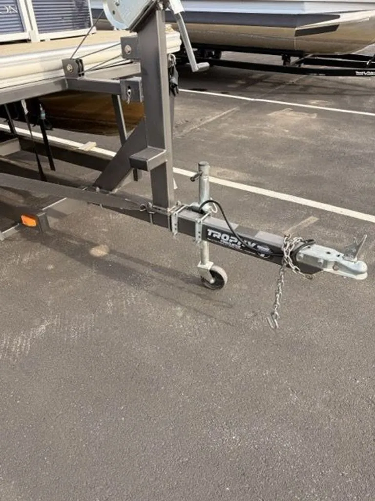 Slide: The Image of Bennington 21SLXP 2018 - 16