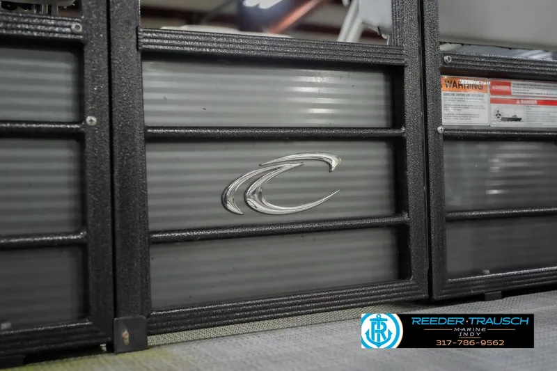 Slide: The Image of 2021 Crest SLRC 220 boat with logo, displayed at Reeder-Trausch Marine. - 60