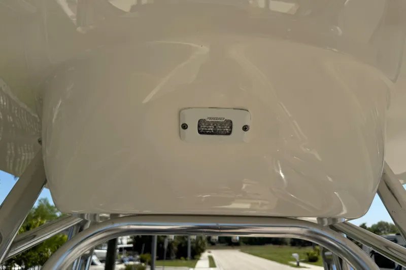 Slide: The Image of 2019 Key West 230 Bay Reef boat's underside with mounted light fixture. - 115