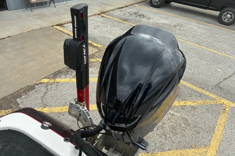 Slide: The Image of Skeeter ZX200 2013 - 16