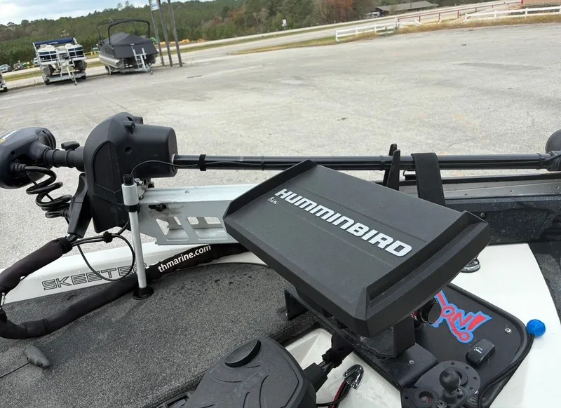 Slide: The Image of Skeeter ZX200 2013 - 18