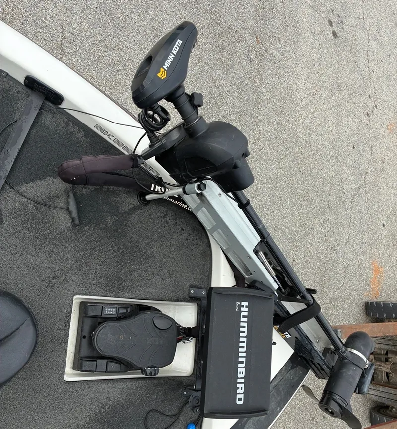 Slide: The Image of Skeeter ZX200 2013 - 24