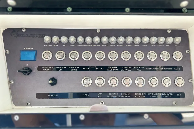 Slide: The Image of Control panel of a 2017 Key West Billistic 281 Center Console boat. - 32