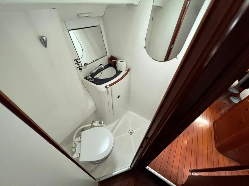 Slide: The Image of Beneteau 473 2004 - 66