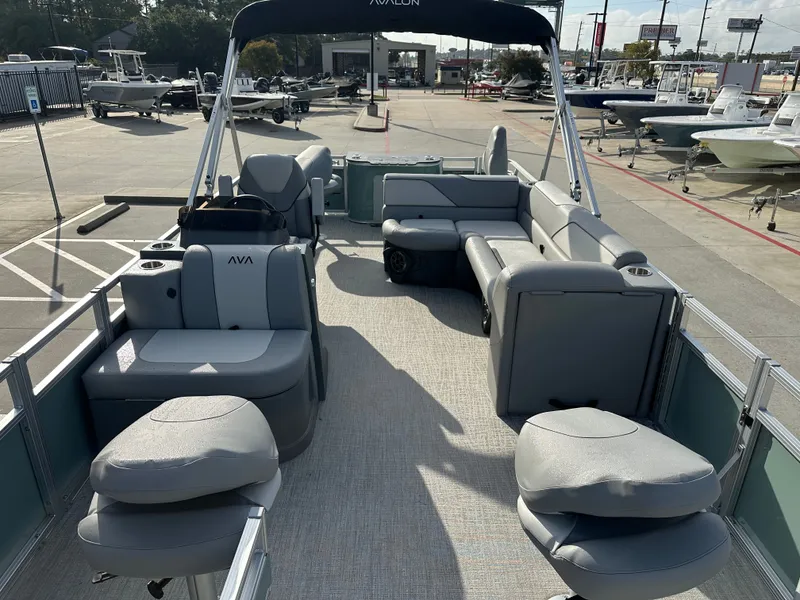 Slide: The Image of Avalon Venture 85 Rear Fish - 21' 2026 - 12
