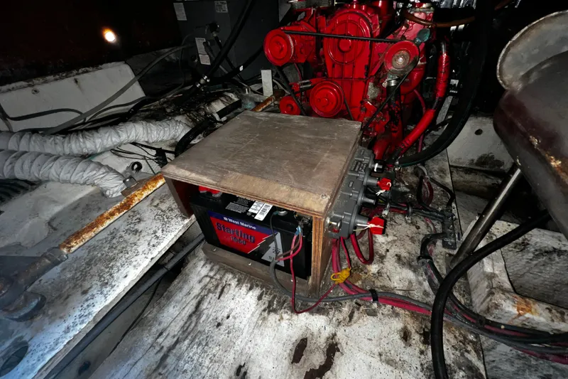 Slide: The Image of Engine compartment of 1989 Cruisers Yachts 3670 Esprit with battery and wiring. - 31