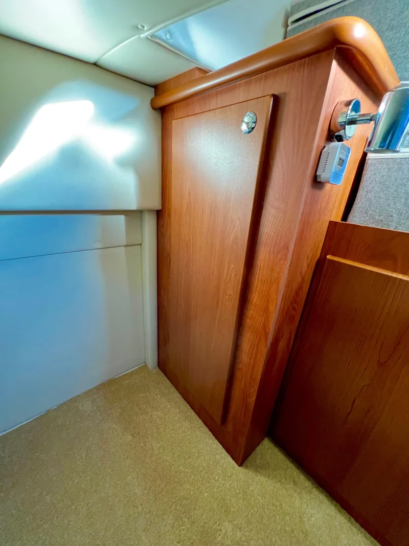 Slide: The Image of Bayliner 320 2008 - 56