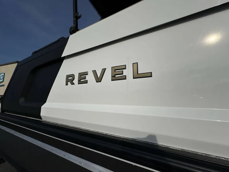 Slide: The Image of Revel RS25 2026 - 19