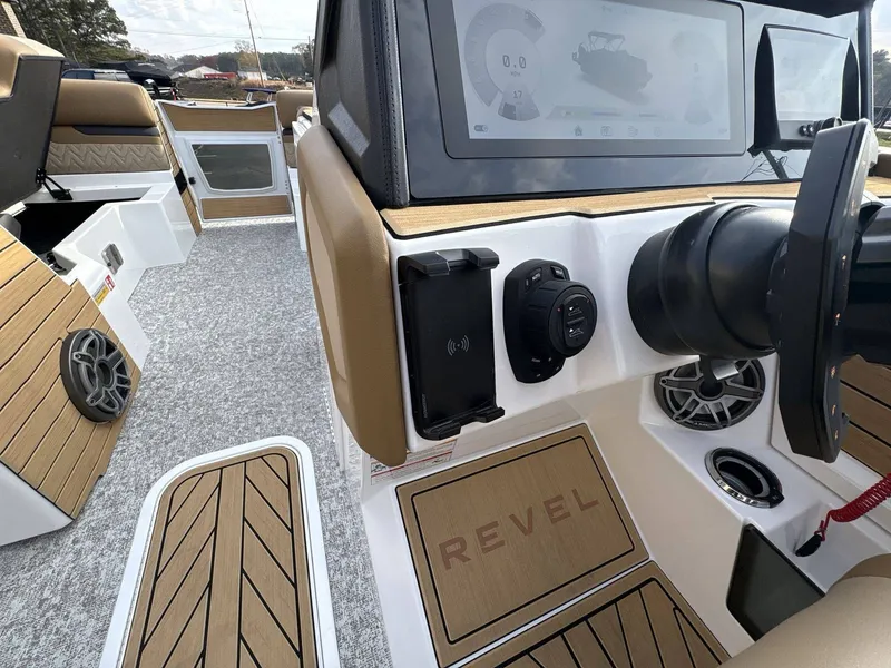 Slide: The Image of Revel RS25 2026 - 34