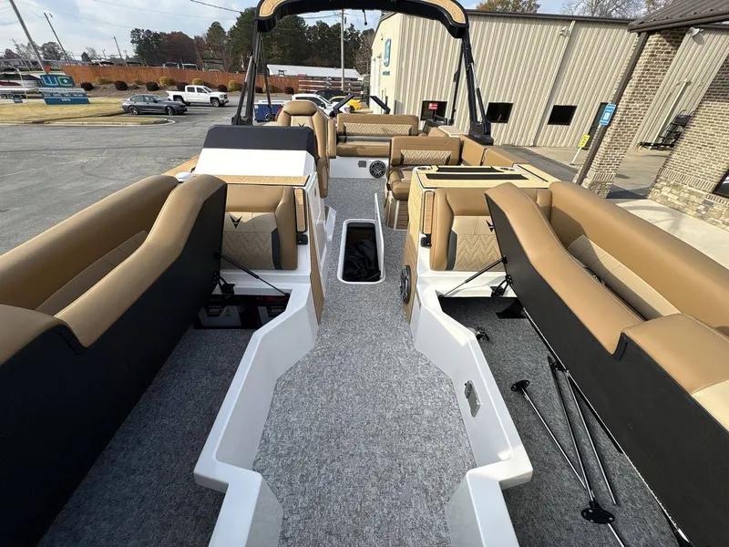 Slide: The Image of Revel RS25 2026 - 37