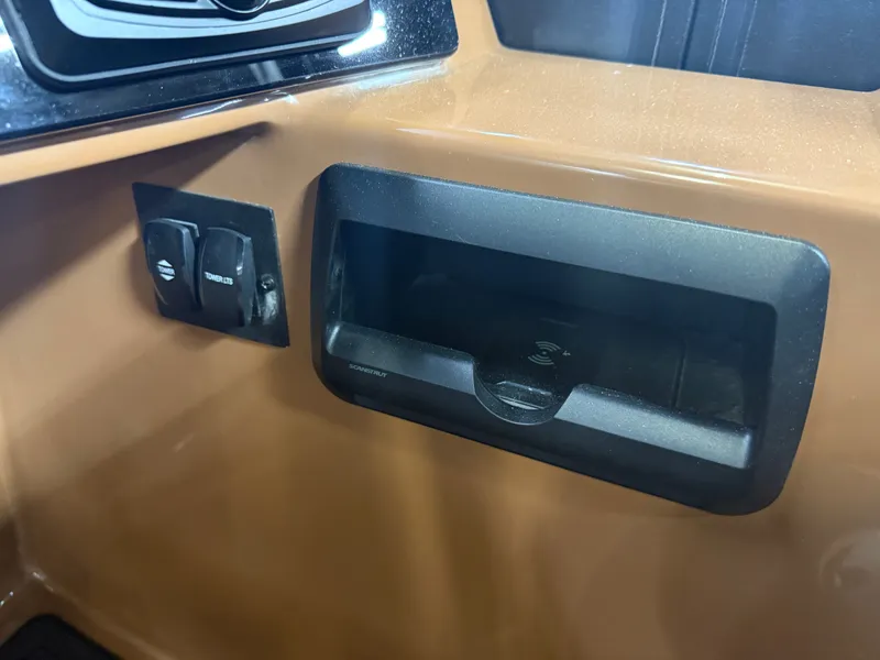 Slide: The Image of Bentley Pontoons Elite 253 Admiral Quad Lounge Tritoon & 350HP 4-Stroke EFI 2026 - 17