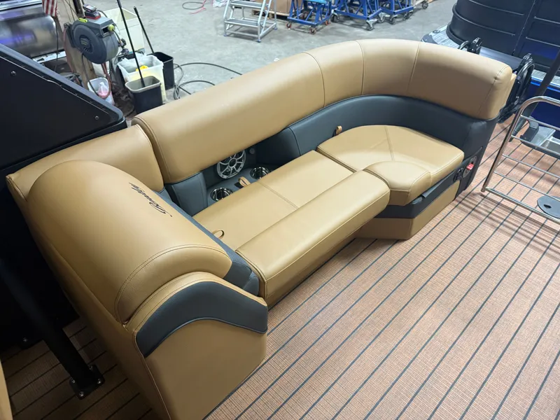 Slide: The Image of Bentley Pontoons Elite 253 Admiral Quad Lounge Tritoon & 350HP 4-Stroke EFI 2026 - 19