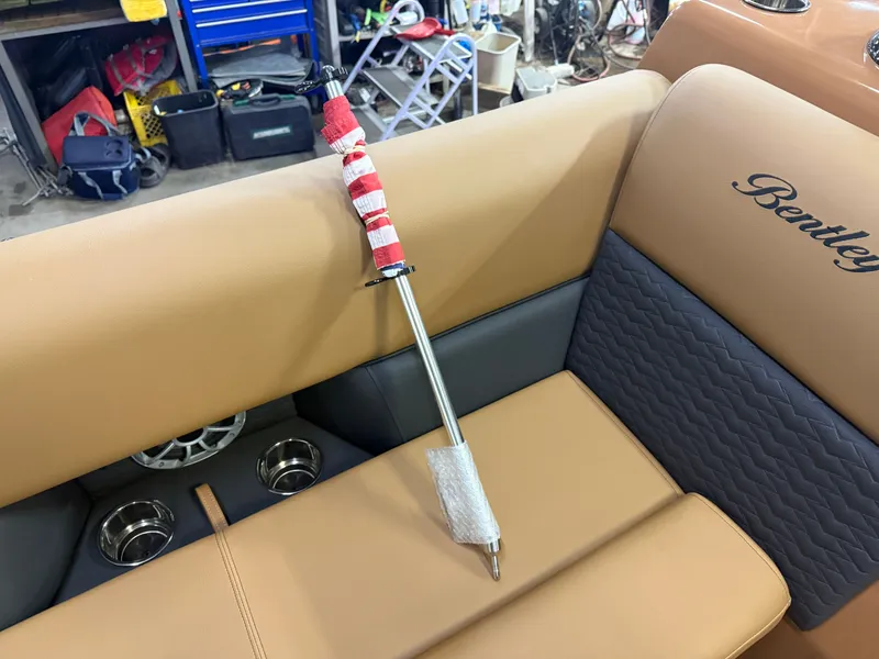 Slide: The Image of Bentley Pontoons Elite 253 Admiral Quad Lounge Tritoon & 350HP 4-Stroke EFI 2026 - 30